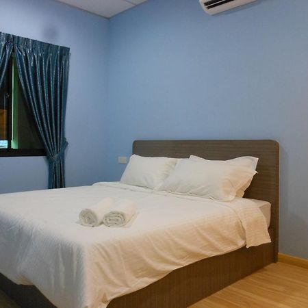 Eiman Homestay, Kluang Exterior foto